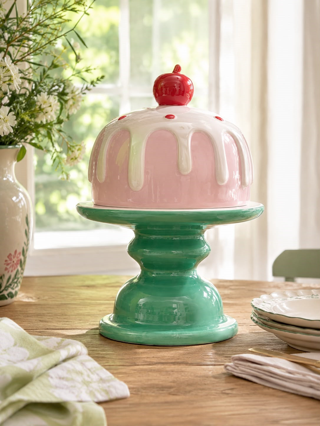 Ceramic Cake Stand with Lid (23x17cm)