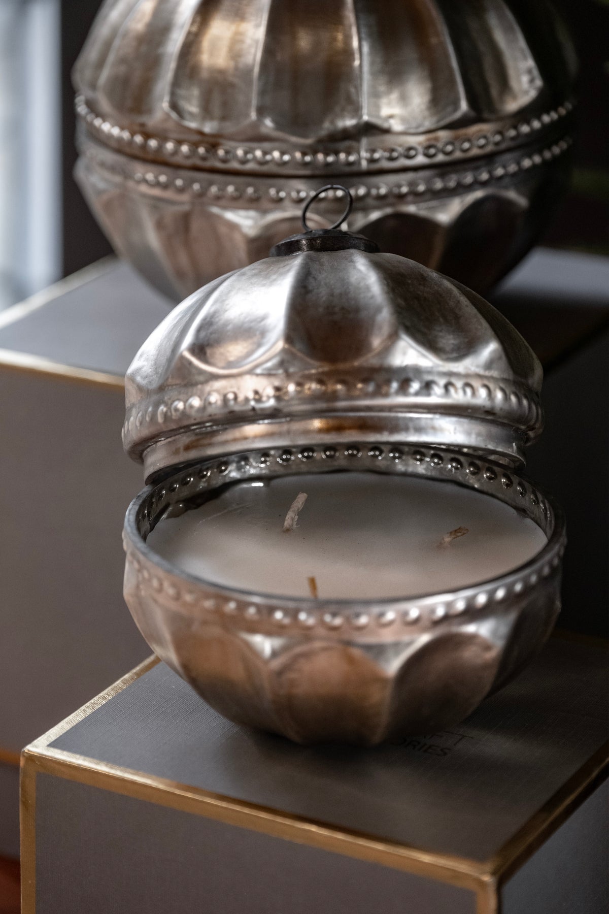 Candela Palla Argento Antik in Vetro 18x18 cm con Scatola