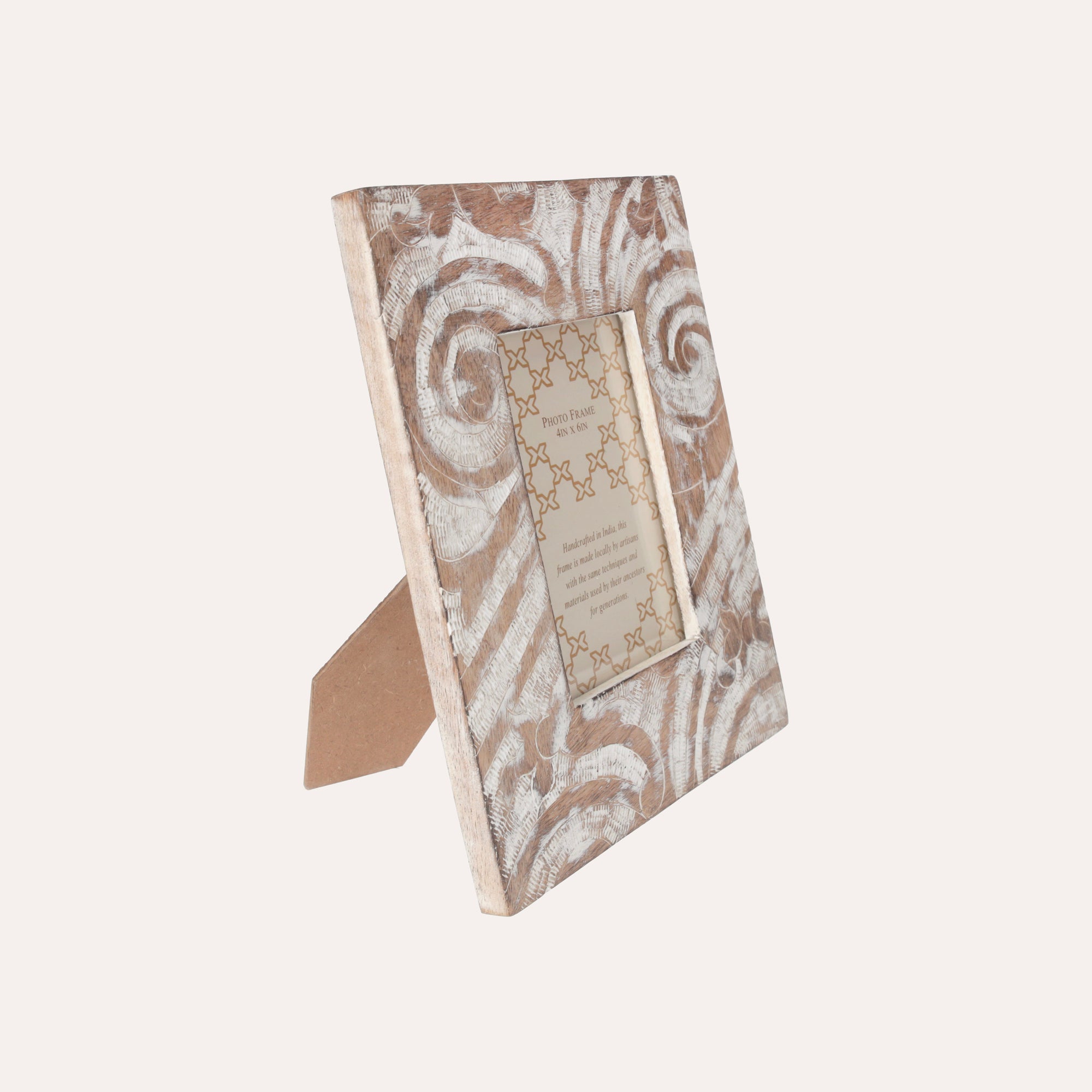 Cornice Portafoto Intagliata con Motivi a Spirale in Legno