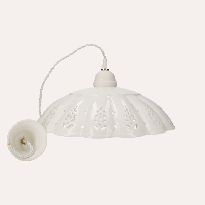 Lampadario Rustico in Ceramica Bianca Traforata 42 cm - Made in Italy