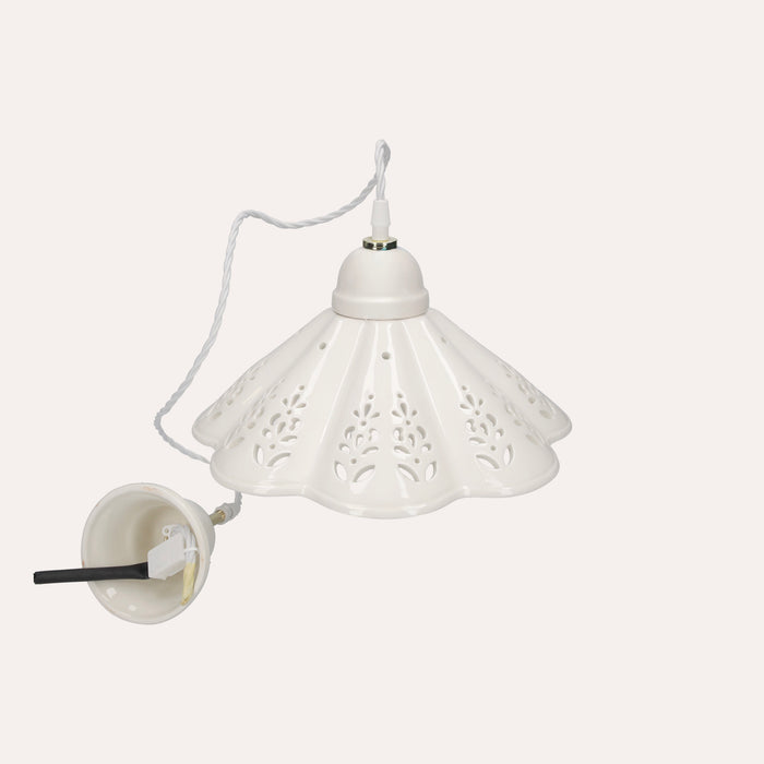 Lampadario a Sospensione Ceramica Bianca Traforata 38 cm con Treccia. made in Italy