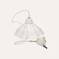 Lampadario a Sospensione Ceramica Bianca Traforata 38 cm con Treccia. made in Italy