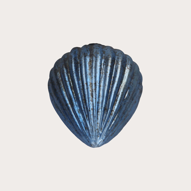 Pigna decorativa natalizia, realizzata in vetro