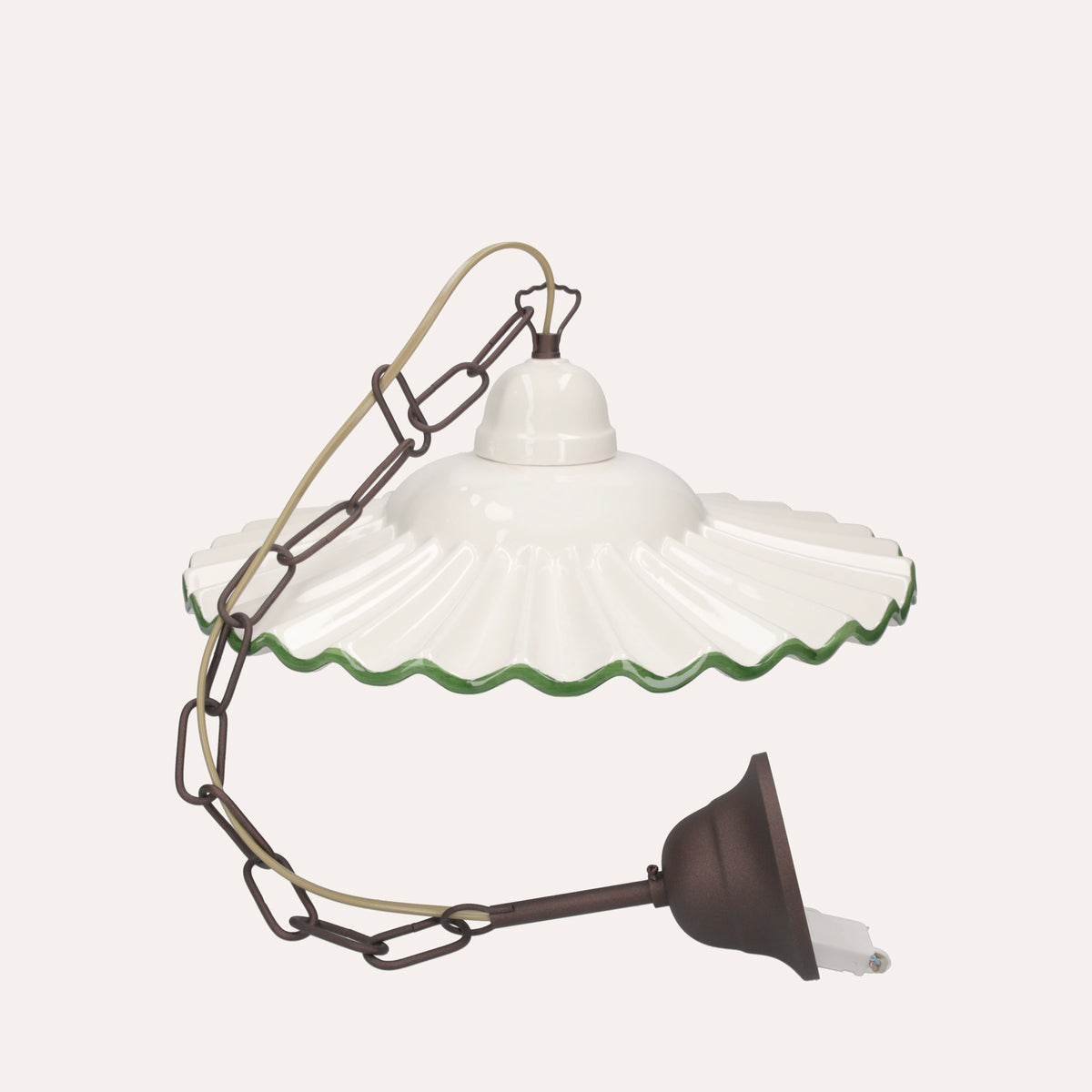 Lampadario Rustico in Ceramica Bianco con Bordo Verde e Catena in ottone