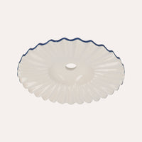 Paralume In Ceramica Ondulato Bianco Con Bordo Blu per Lampadari, made in Italy
