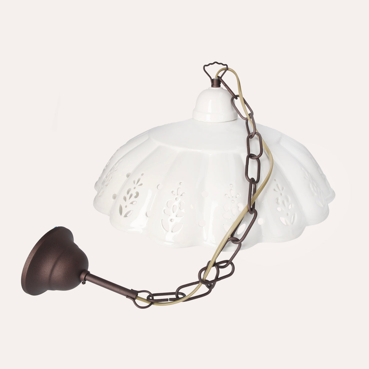 Lampadario a Sospensione in Ceramica Bianca Traforata Artigianale