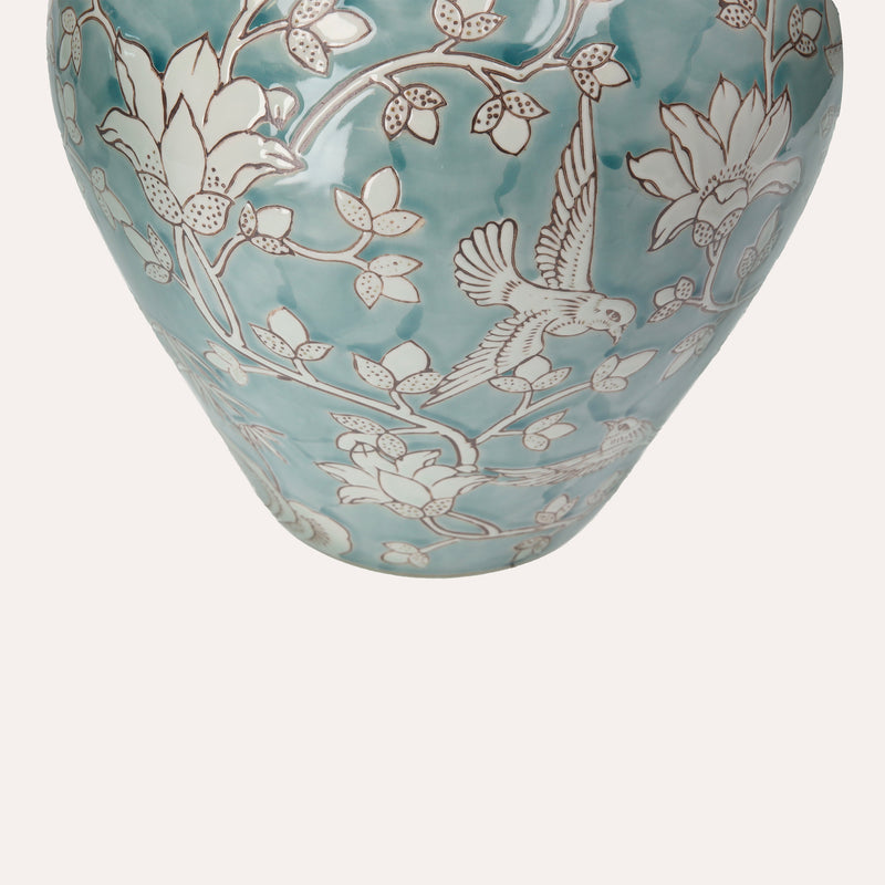 Vaso Elegante in Porcellana Verde Marino con Arabesque Bianchi