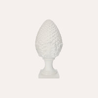 Decorazione a Forma di Pigna in Ceramica Bianca Elegante