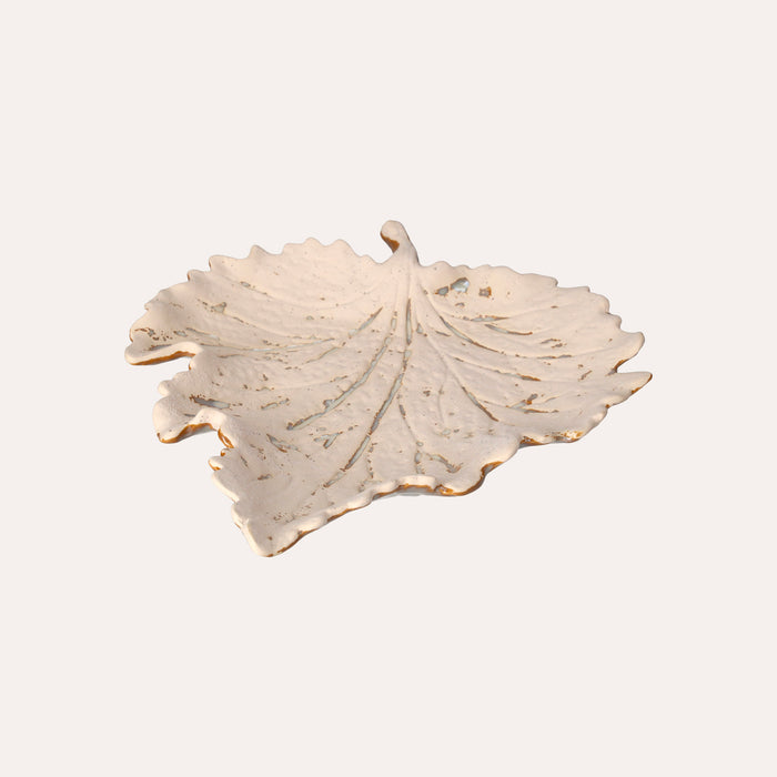 Foglia Decorativa in Ceramica Beige – Effetto Sabbiato Elegante