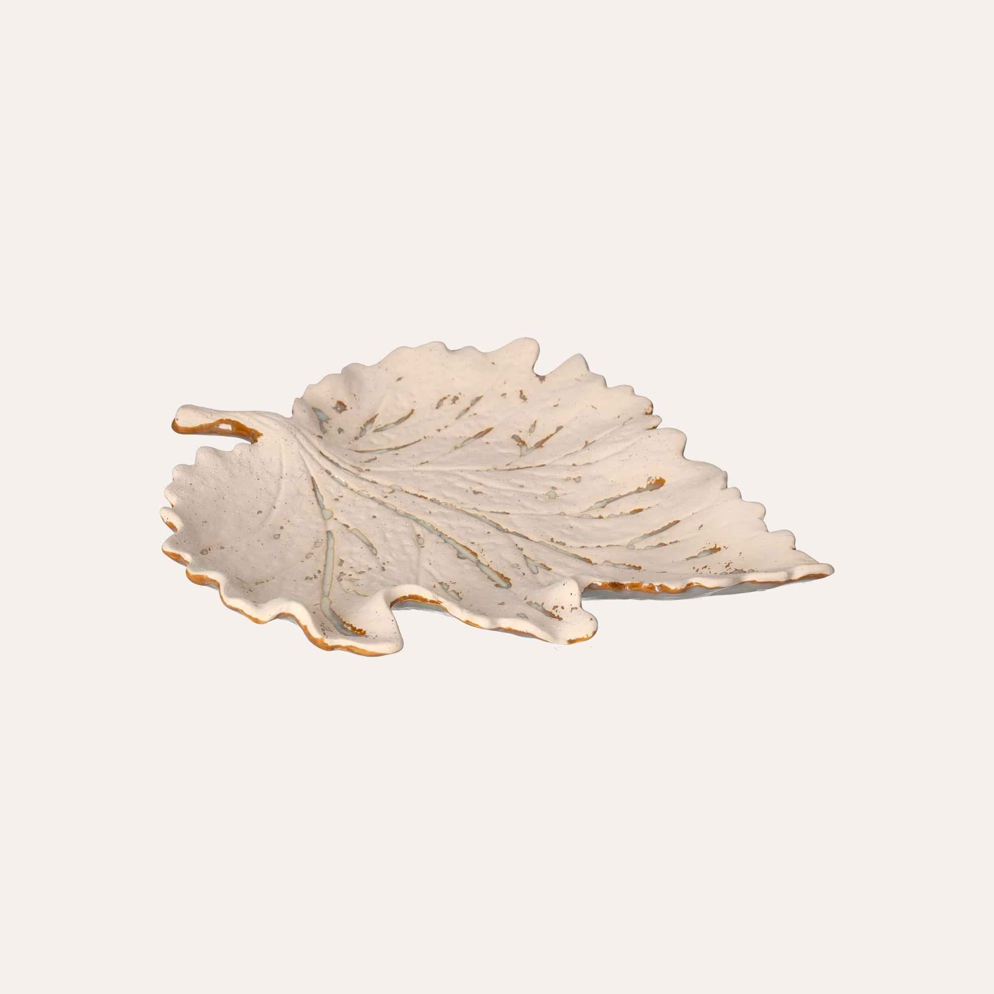 Foglia Decorativa in Ceramica Beige – Effetto Sabbiato Elegante