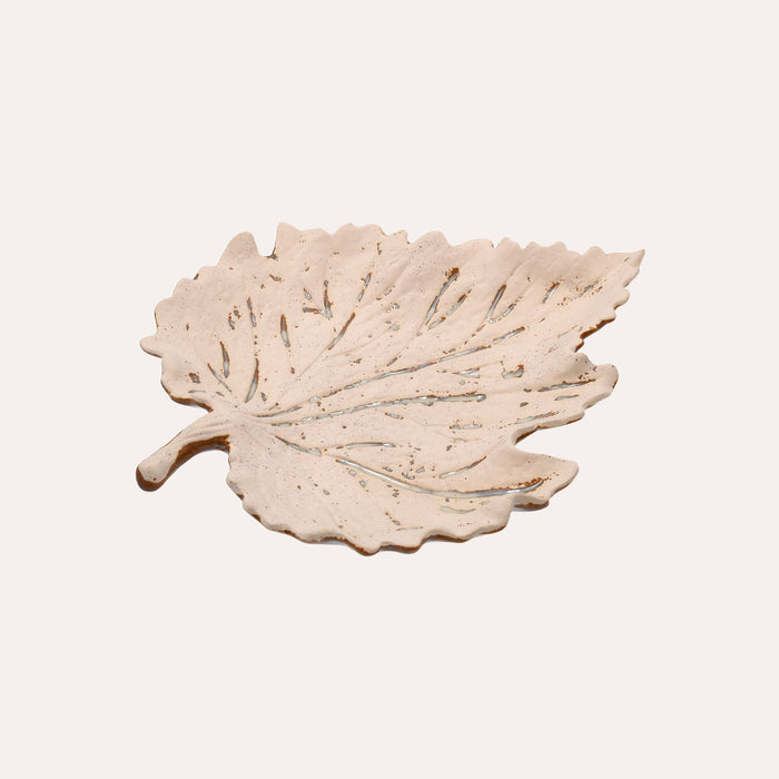 Foglia Decorativa in Ceramica Beige – Effetto Sabbiato Elegante
