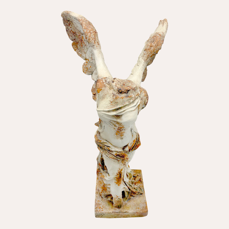 Vittoria con Ali in Resina – Figurina Natalizia e Decorativa Altezza cm 87