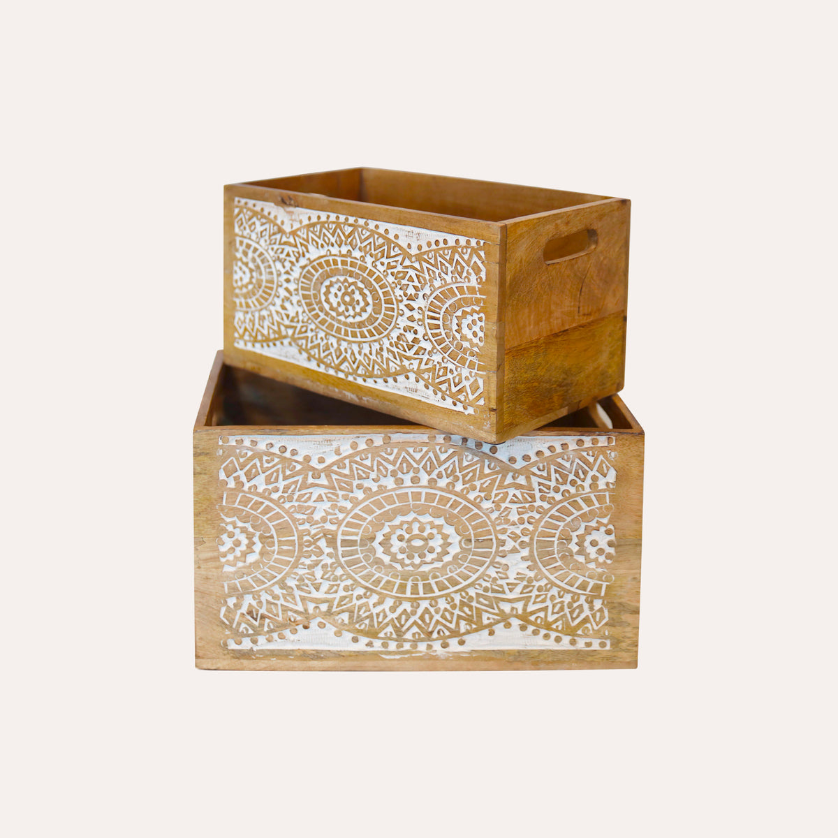 Porta Riviste in Legno Indiano Bianco Intagliato a Mano