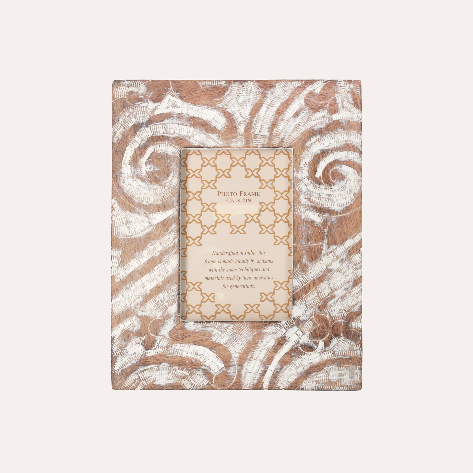 Cornice Portafoto Intagliata con Motivi a Spirale in Legno