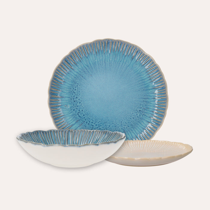 Servizio di 12 Piatti in Ceramica Azzurra con Motivi a Corallo