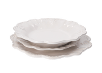Servizio di 18 Piatti in Ceramica Bianca Decorati Barocchi
