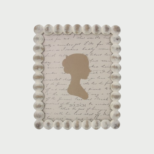 Porta Foto Grande Cornice Decorativa con Sfere Bianche (24x29cm)