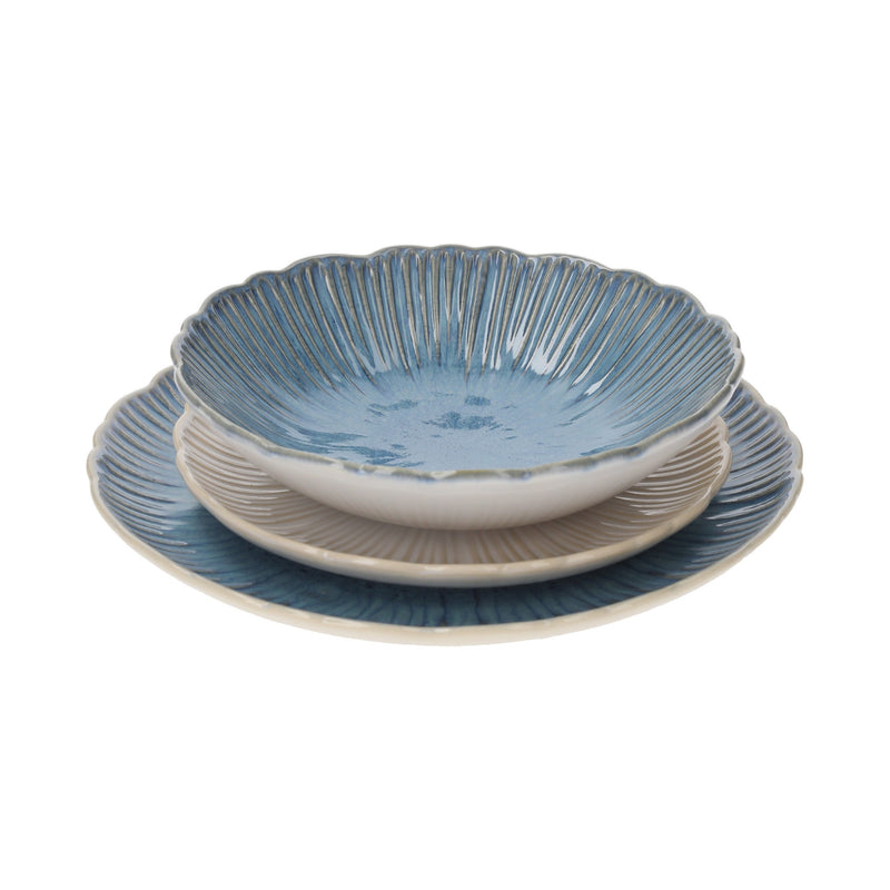 Servizio di 12 Piatti in Ceramica Azzurra con Decorazioni a Corallo