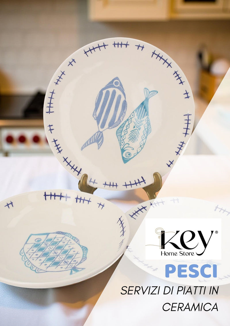 Servizio di Piatti in Ceramica Decorati con Pesci