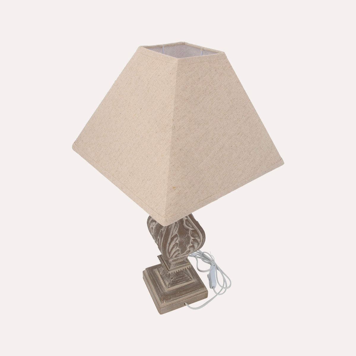 Lampada Barocca con Motivo Decorativo. Elegante Lampada da Tavolo per Stile Classico e Raffinato